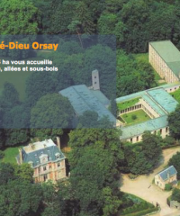 Foyer franciscain à La Clarté-Dieu (Orsay)