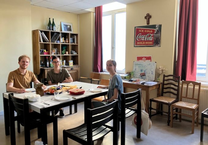 Le Foyer de l’aumônerie étudiante Lille-Centre / Wattô